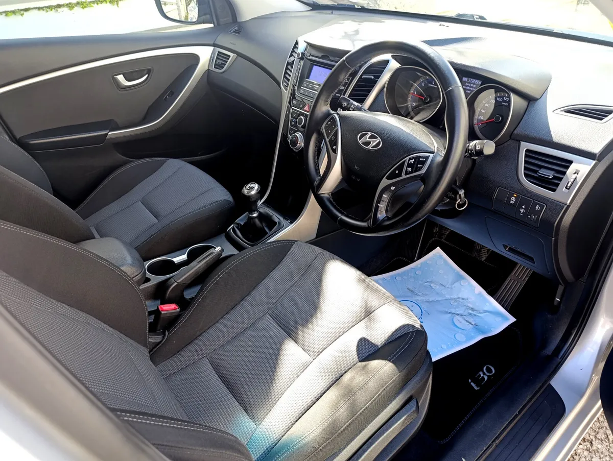 Hyundai i30 Hatchback, Diesel, 2016, Silver