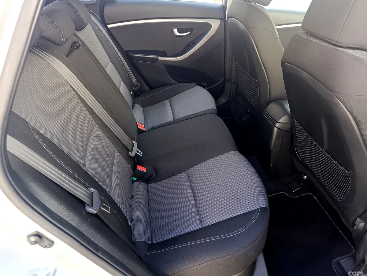 Hyundai i30 Hatchback, Diesel, 2016, Silver