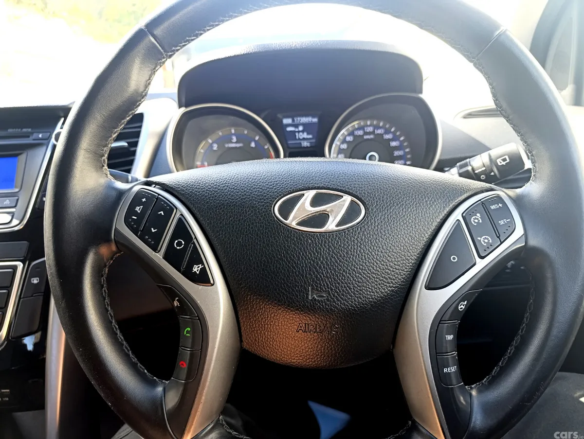 Hyundai i30 Hatchback, Diesel, 2016, Silver