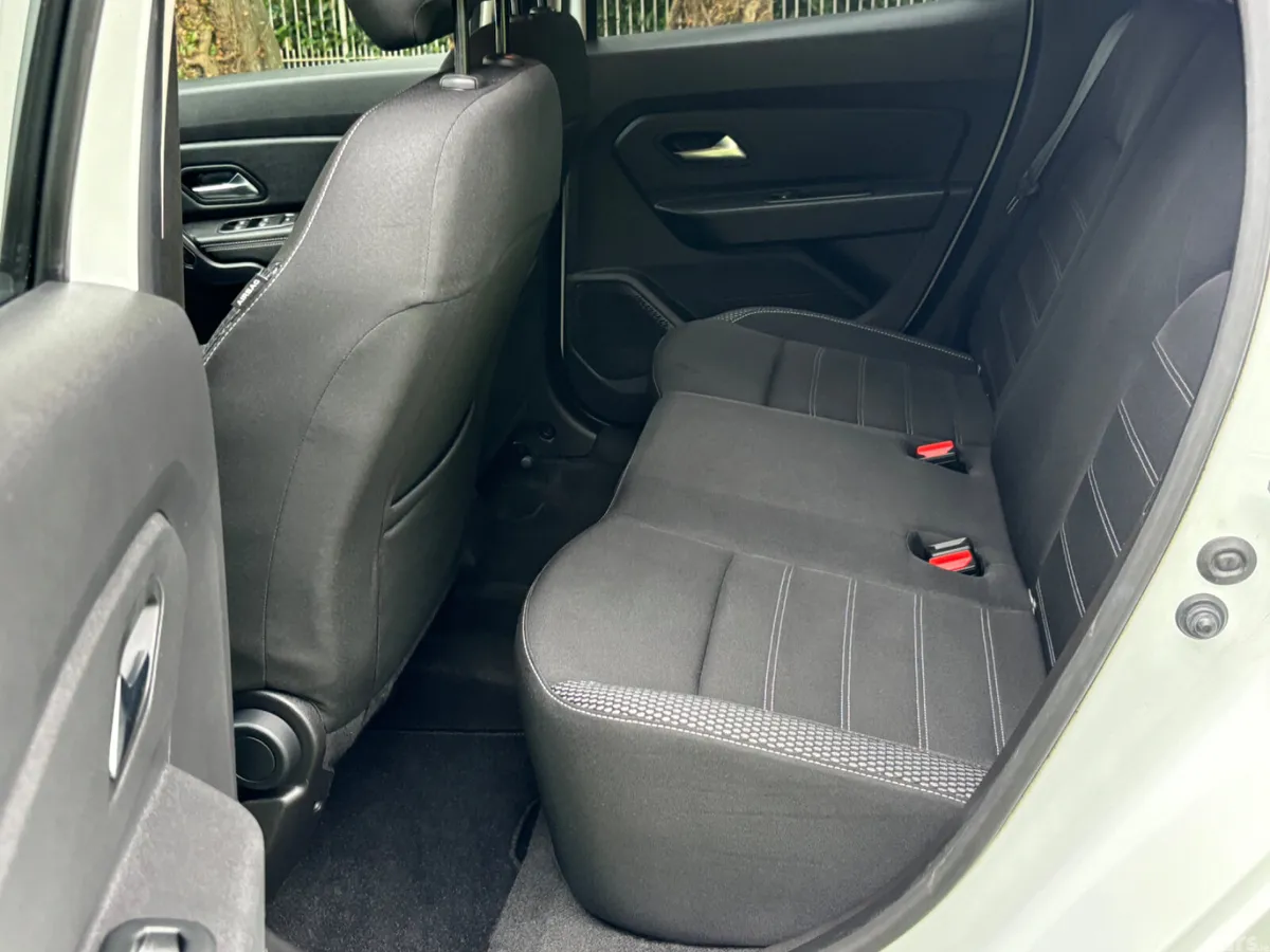 Dacia Duster SUV, Diesel, 2021, White