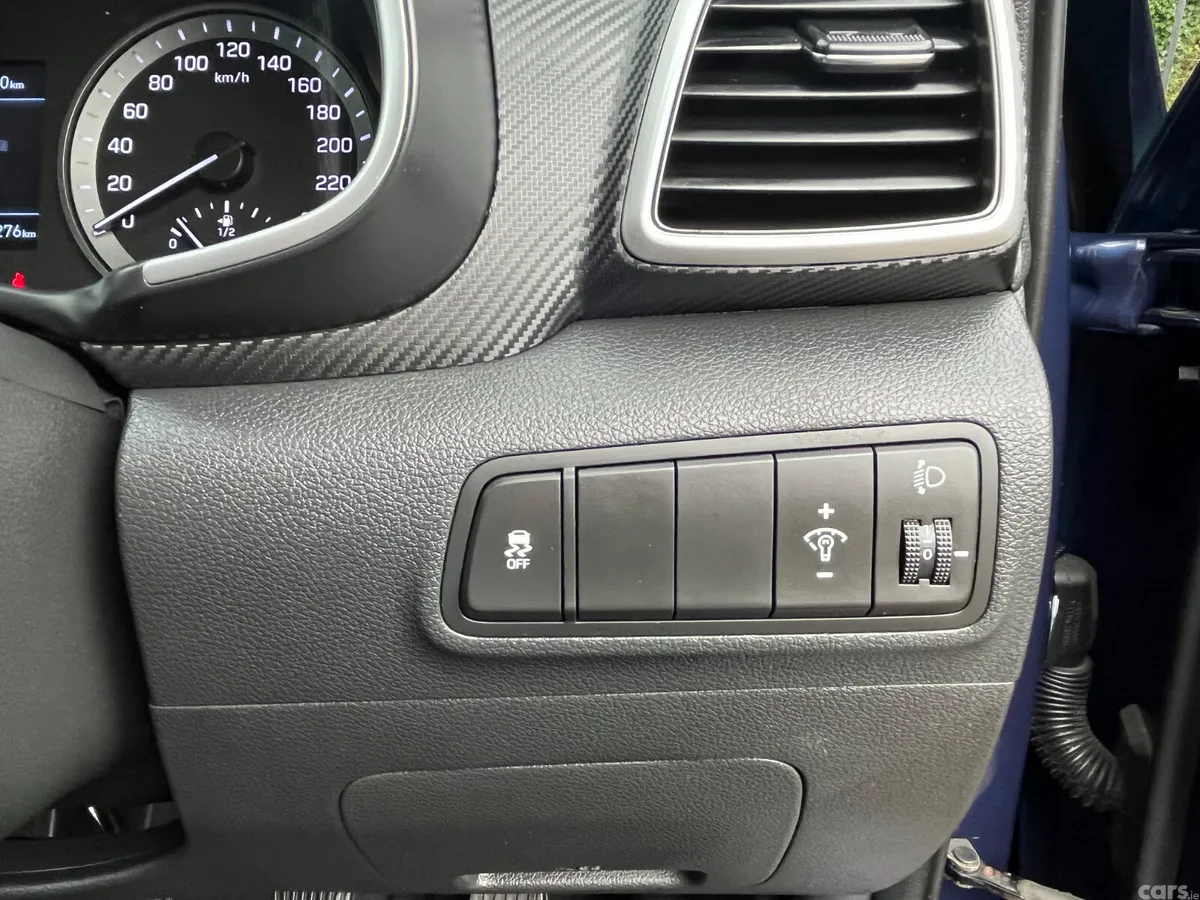 Hyundai Tucson SUV, Diesel, 2019, Blue