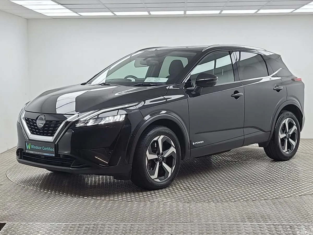Nissan Qashqai MPV, Petrol Hybrid, 2023, Black