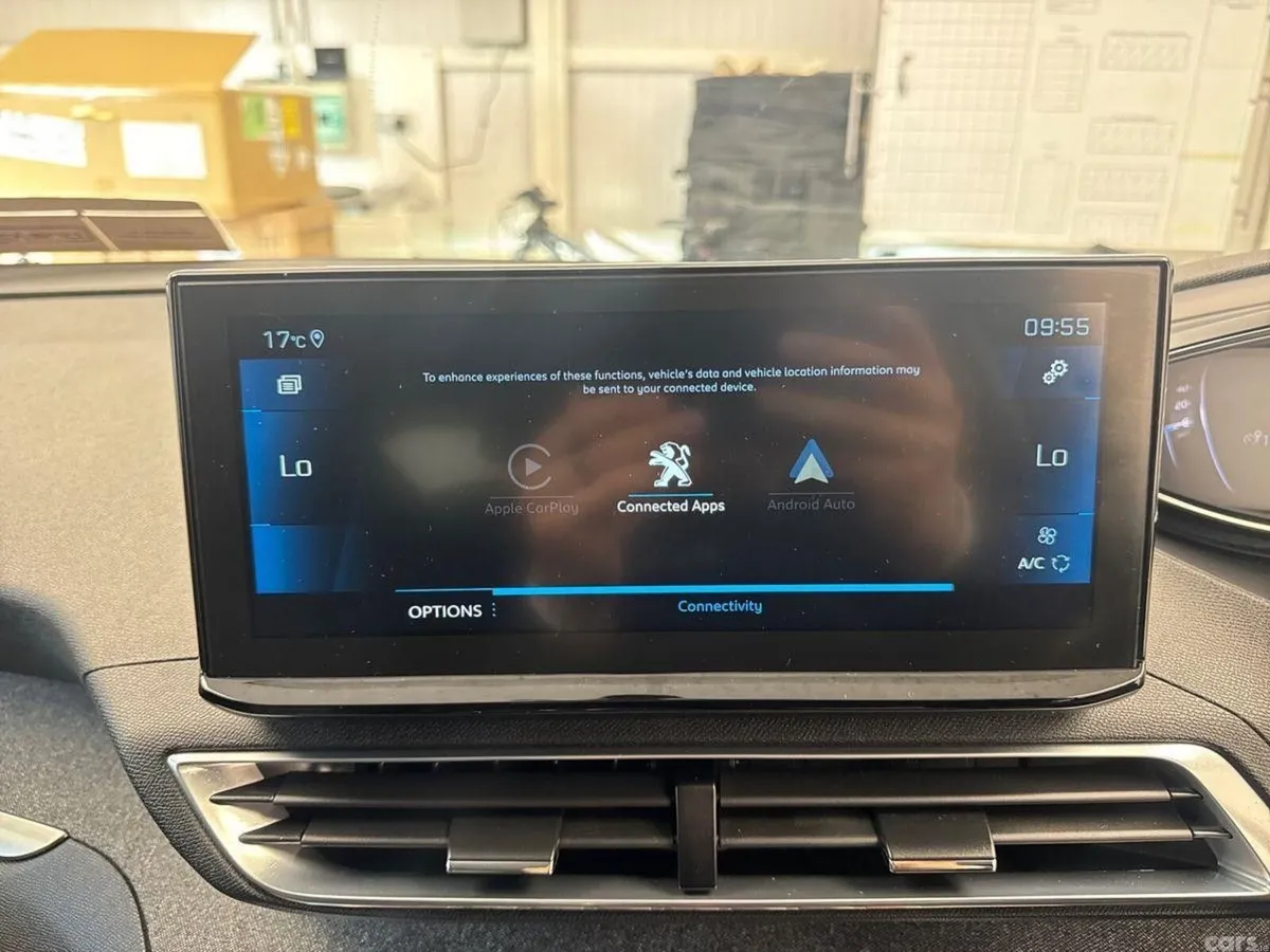 Peugeot 5008 MPV, Diesel, 2021, Grey