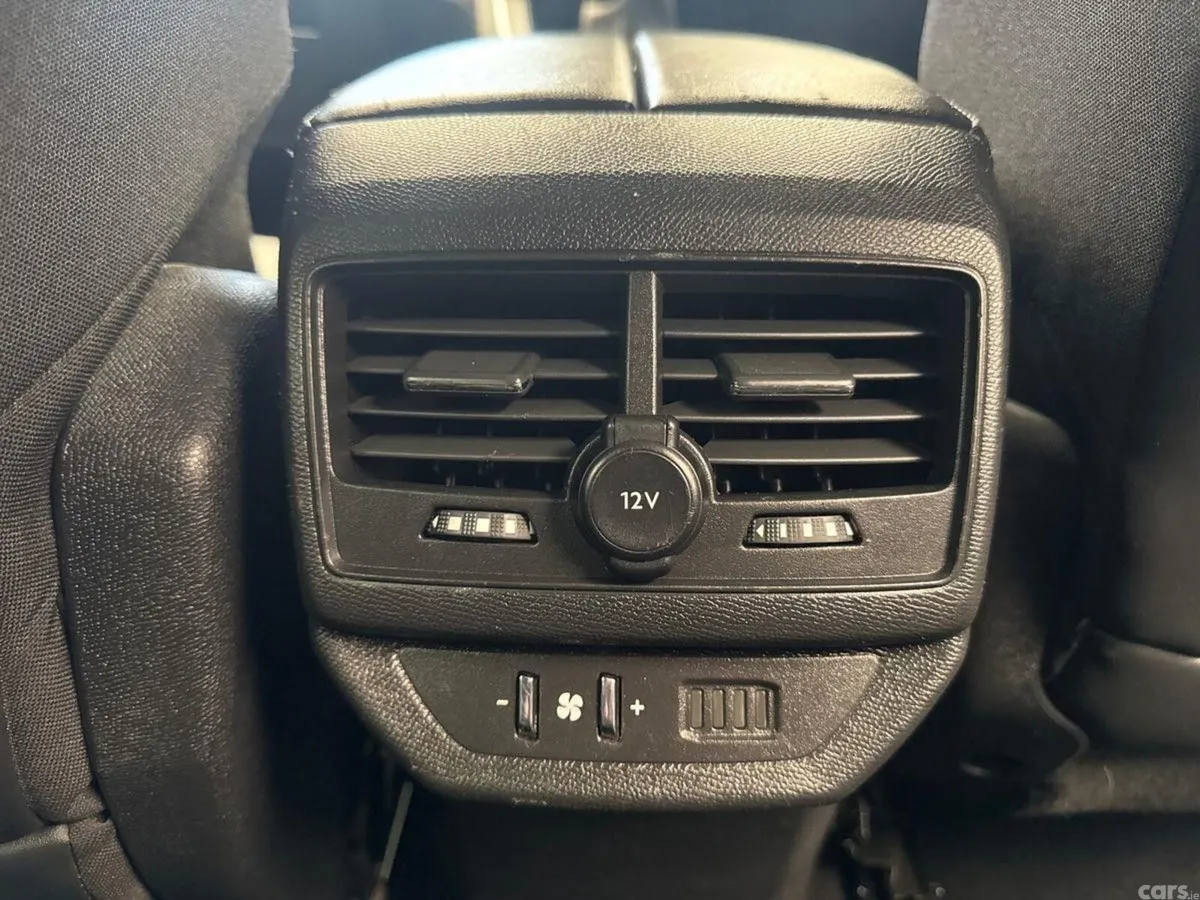 Peugeot 5008 MPV, Diesel, 2021, Grey