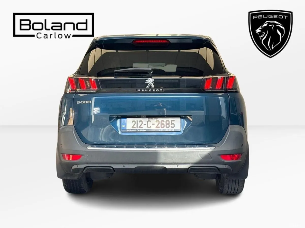 Peugeot 5008 MPV, Diesel, 2021, Blue