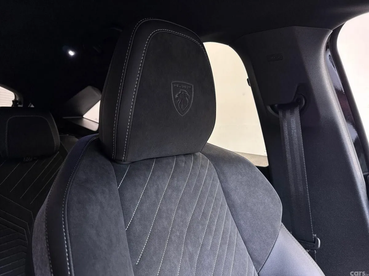Peugeot 3008 MPV, Petrol, 2026, Black