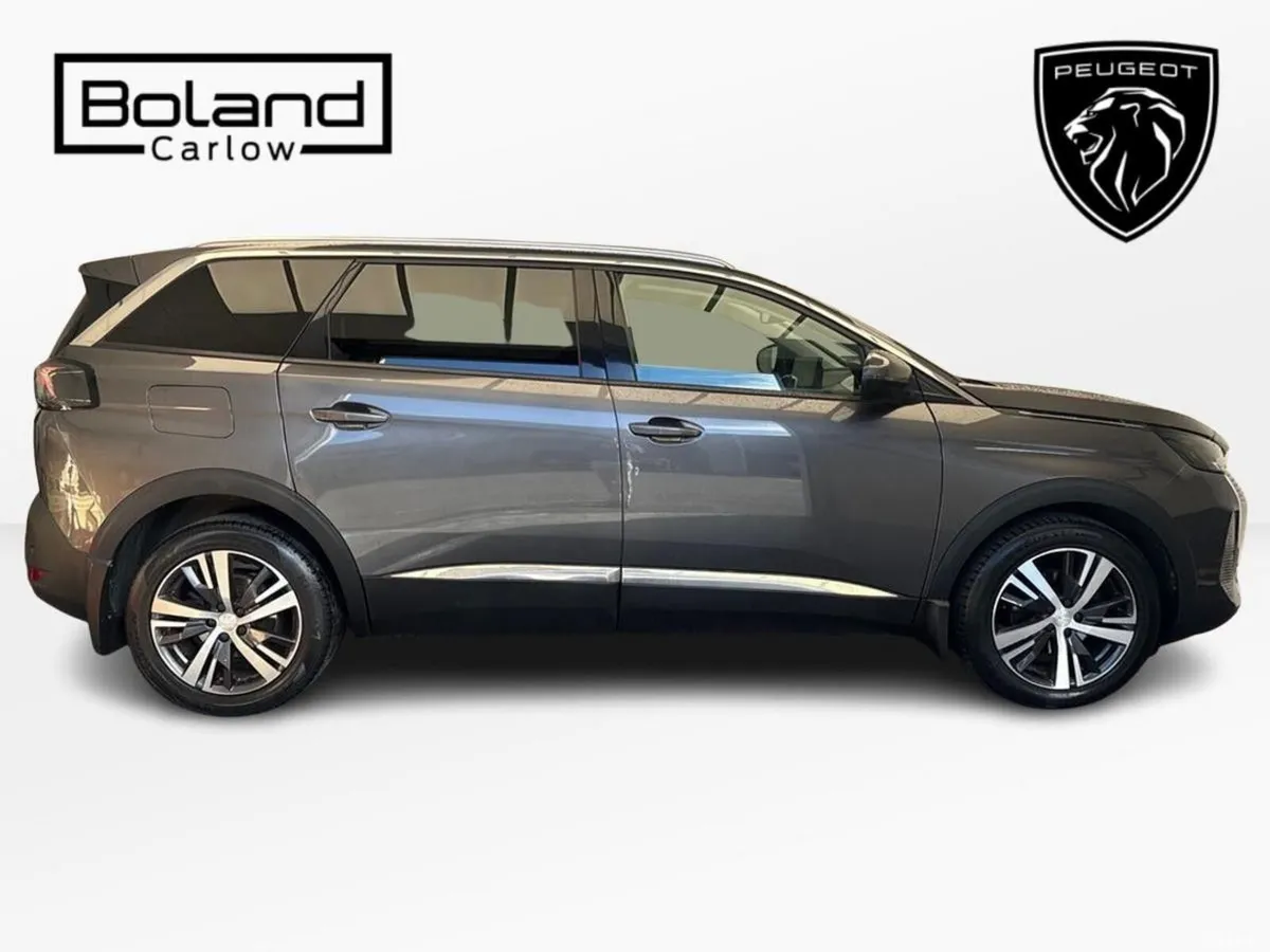 Peugeot 5008 MPV, Diesel, 2021, Grey