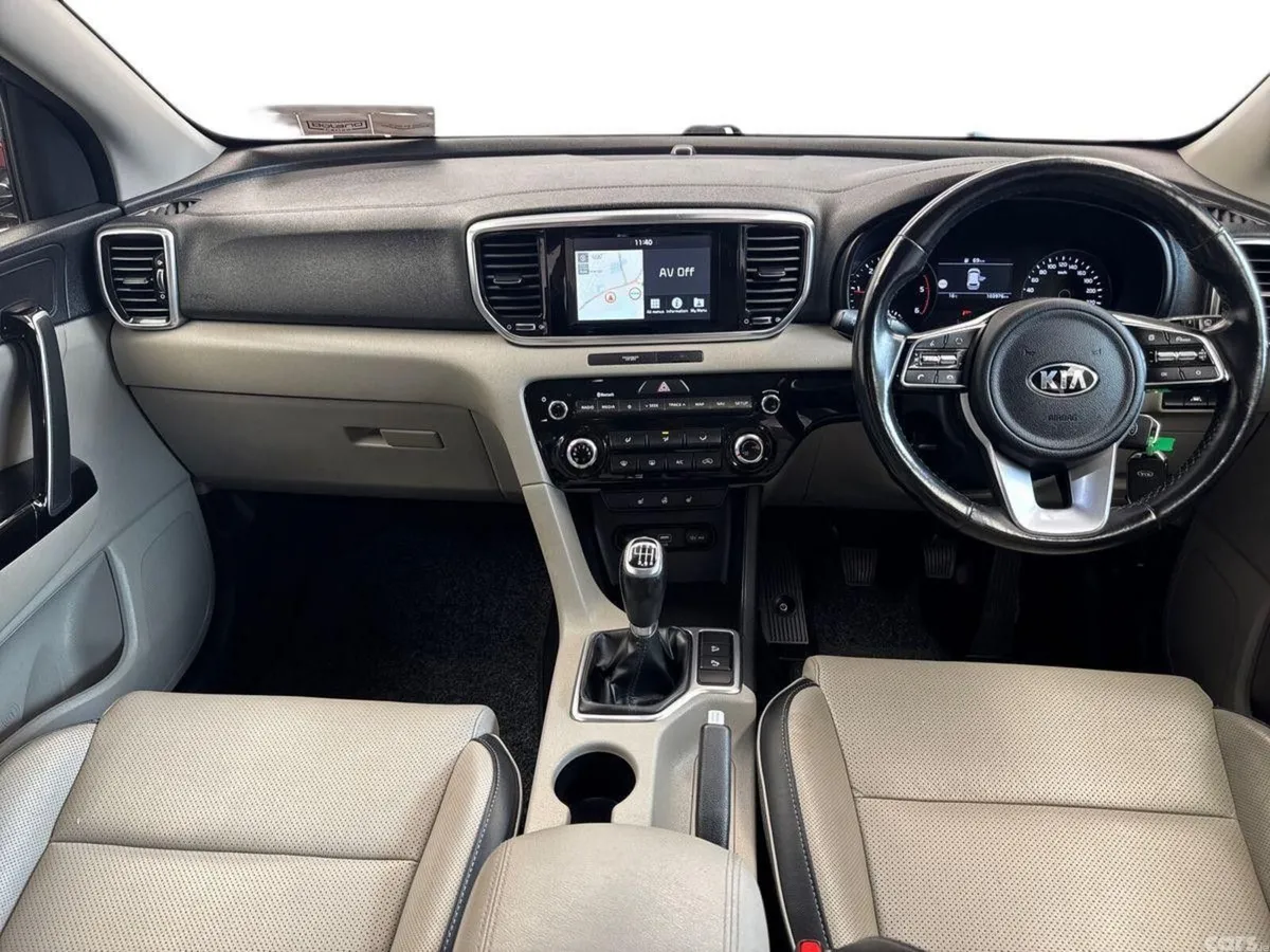 Kia Sportage SUV, Diesel Hybrid, 2020, Red