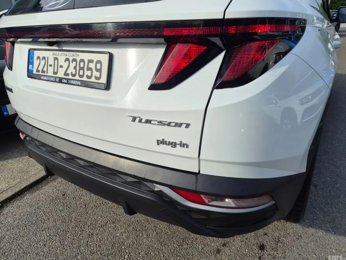 Hyundai Tucson MPV, Petrol Plug-in Hybrid, 2022, White