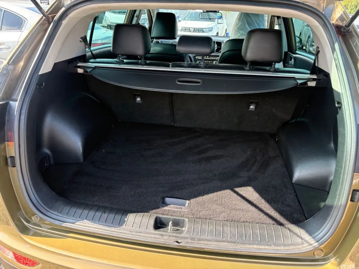Kia Sportage MPV, Diesel, 2016, Green