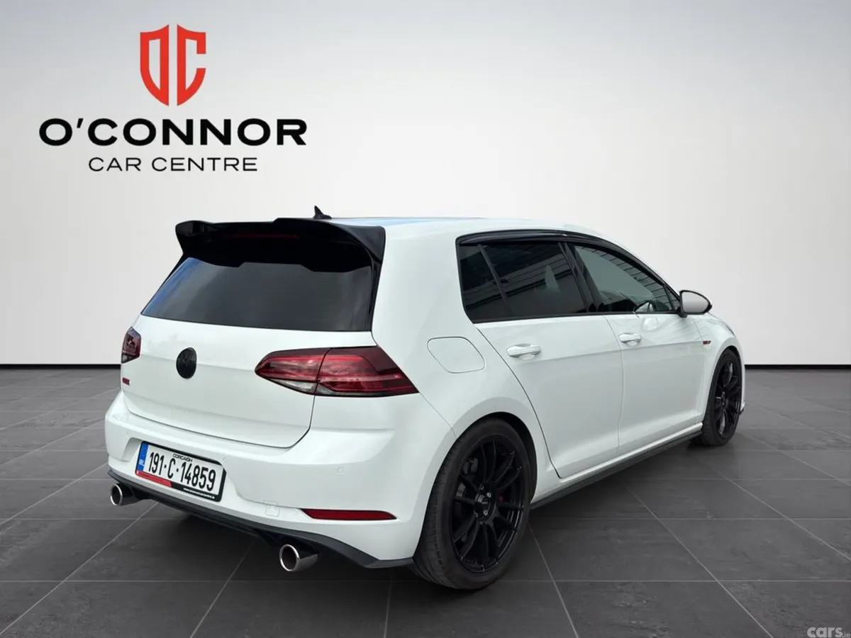 Volkswagen Golf Hatchback, Petrol, 2019, White