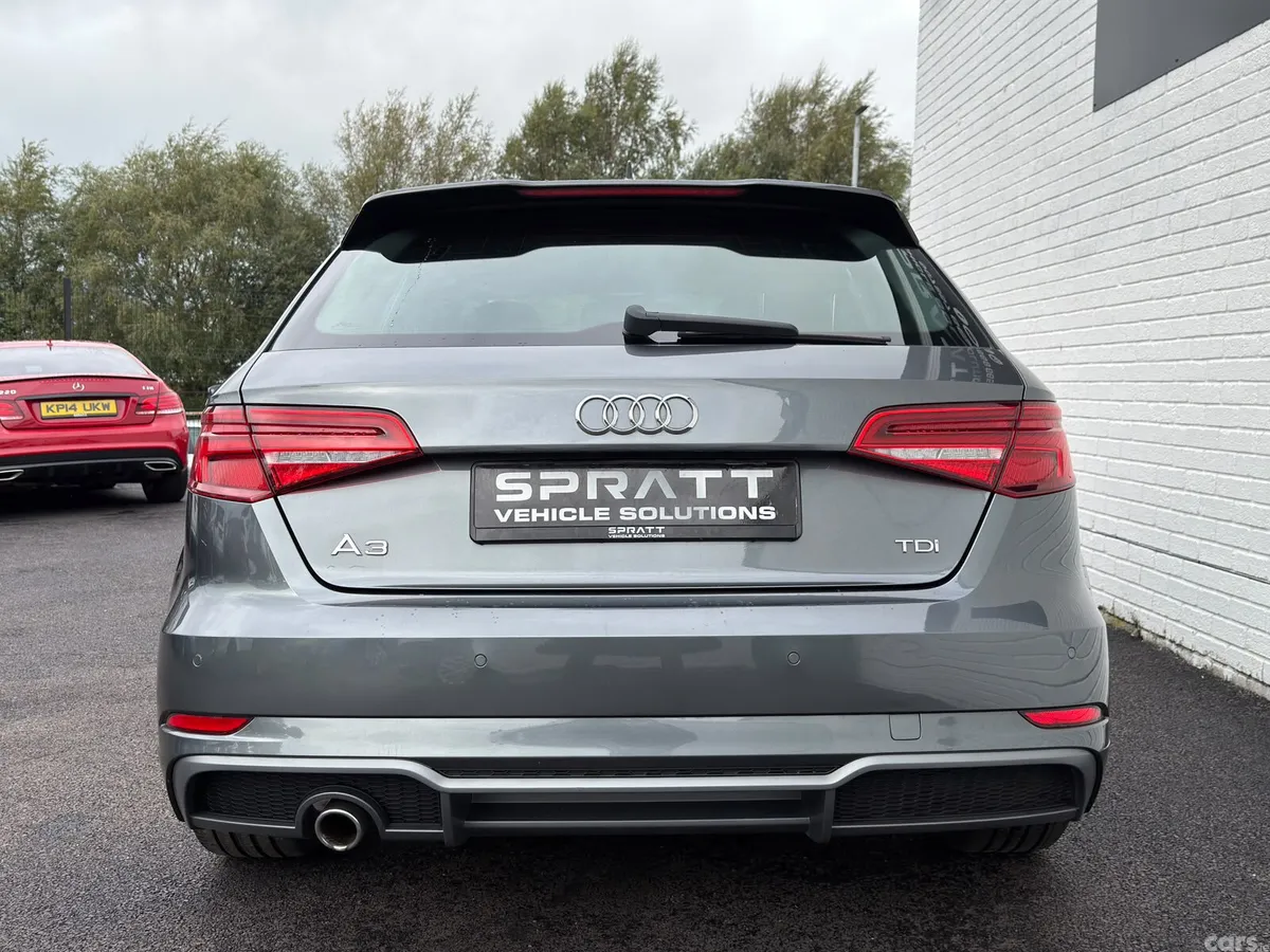 Audi A3 Hatchback, Diesel, 2018, Grey