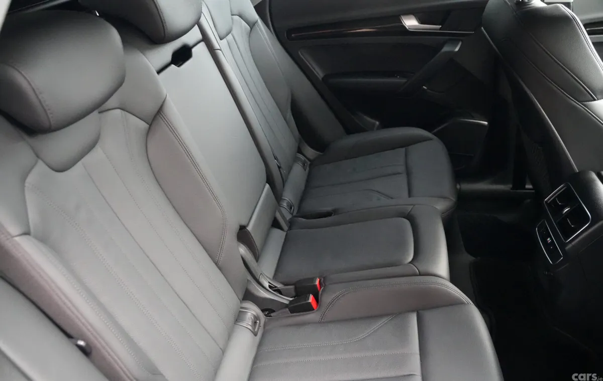 Audi Q5 SUV, Diesel, 2019, White