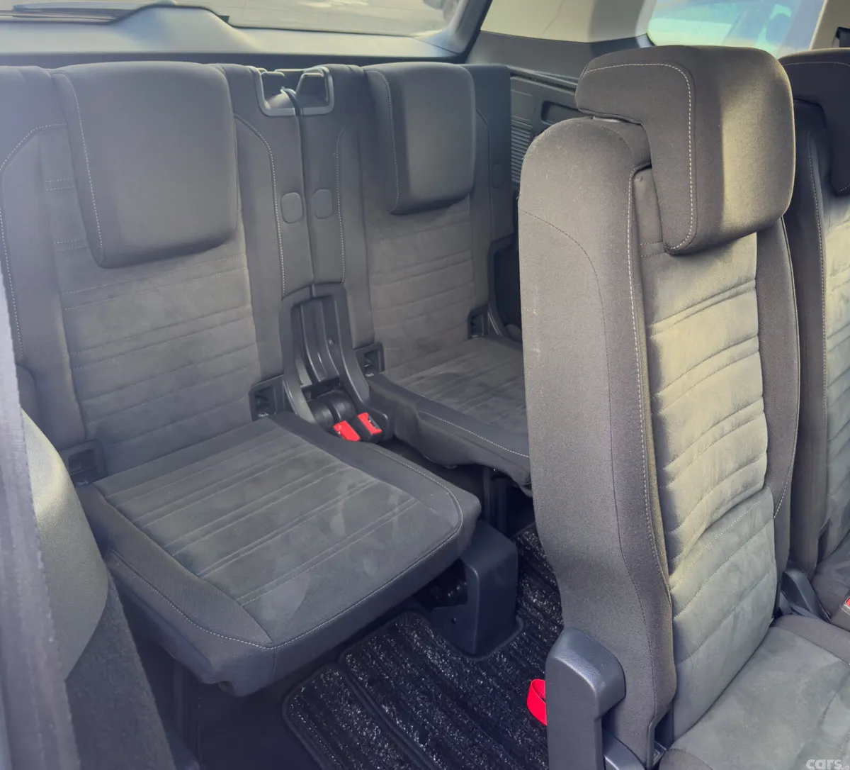 Volkswagen Touran SUV, Diesel, 2019, Black