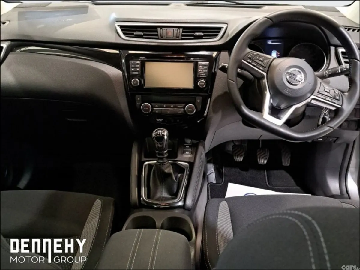 Nissan Qashqai MPV, Diesel, 2018, Grey