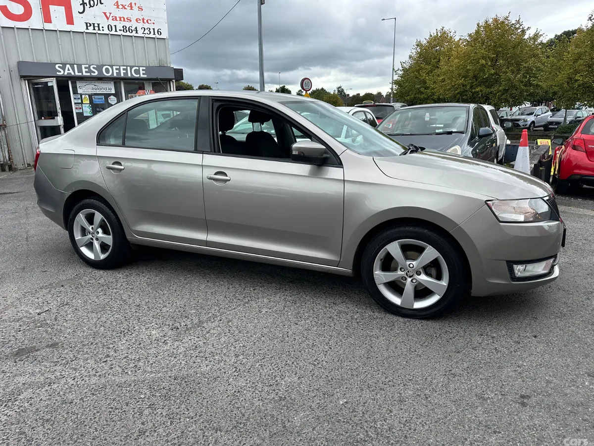 Skoda Rapid Hatchback, Diesel, 2017, Beige