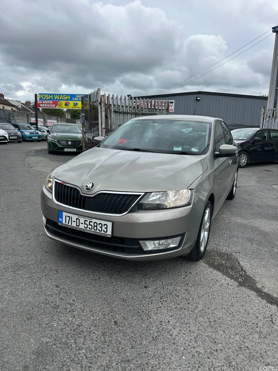 Skoda Rapid Hatchback, Diesel, 2017, Beige