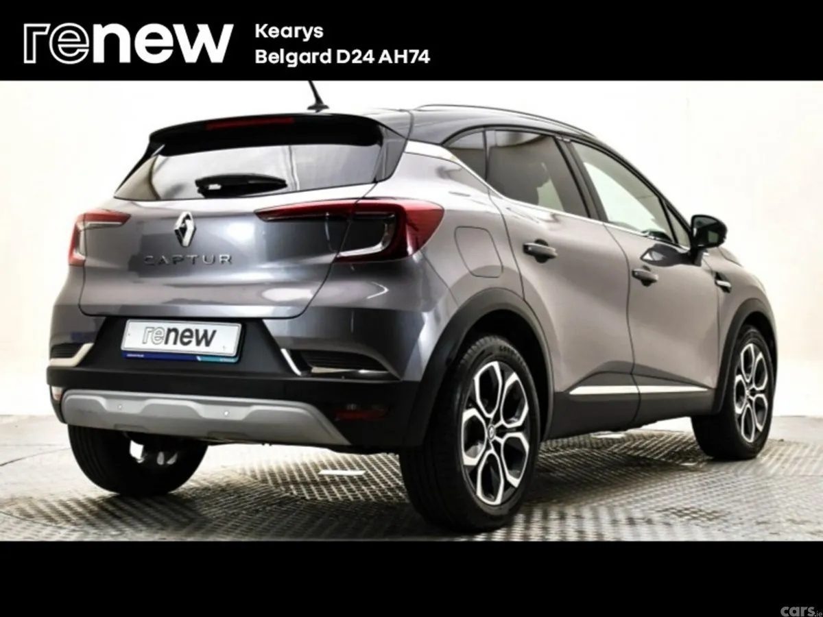 Renault Captur Hatchback, Petrol, 2022, Grey