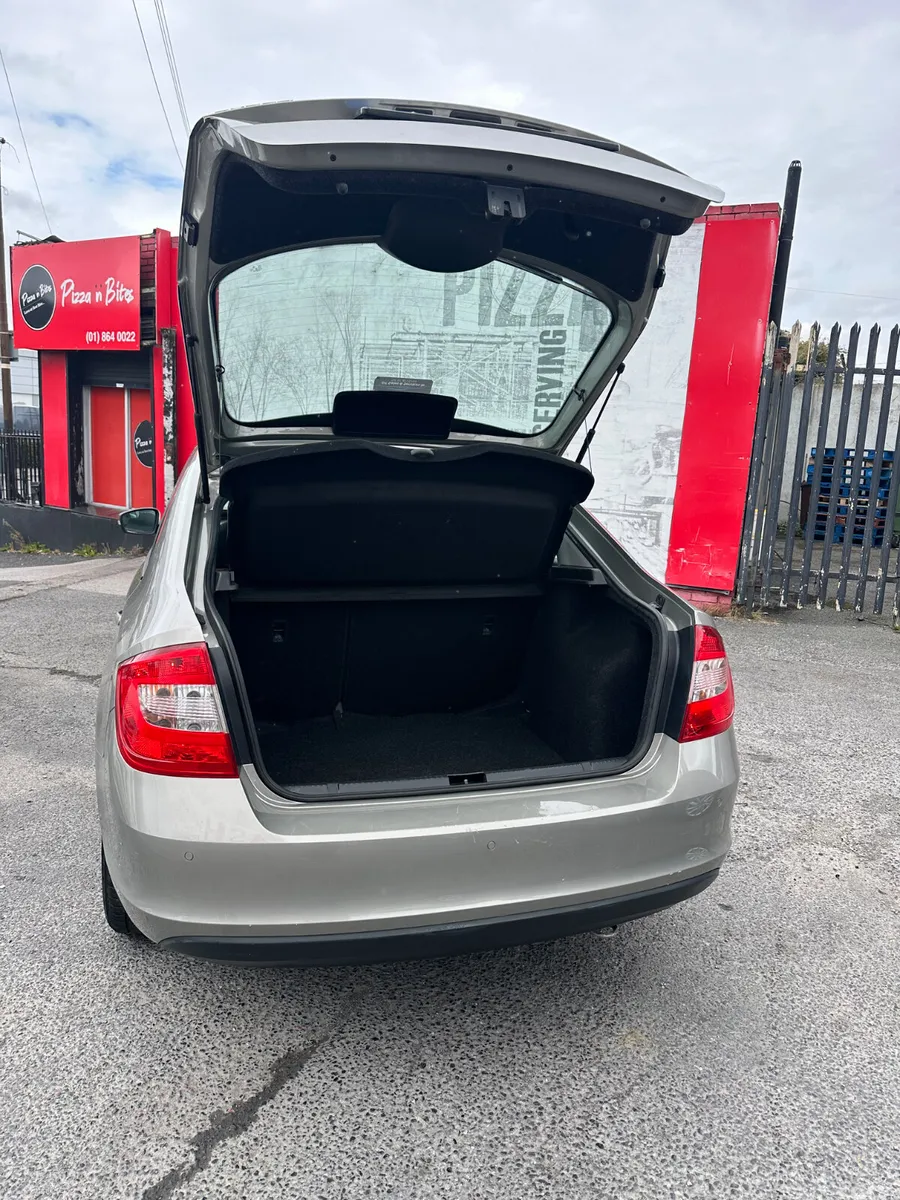 Skoda Rapid Hatchback, Diesel, 2017, Beige