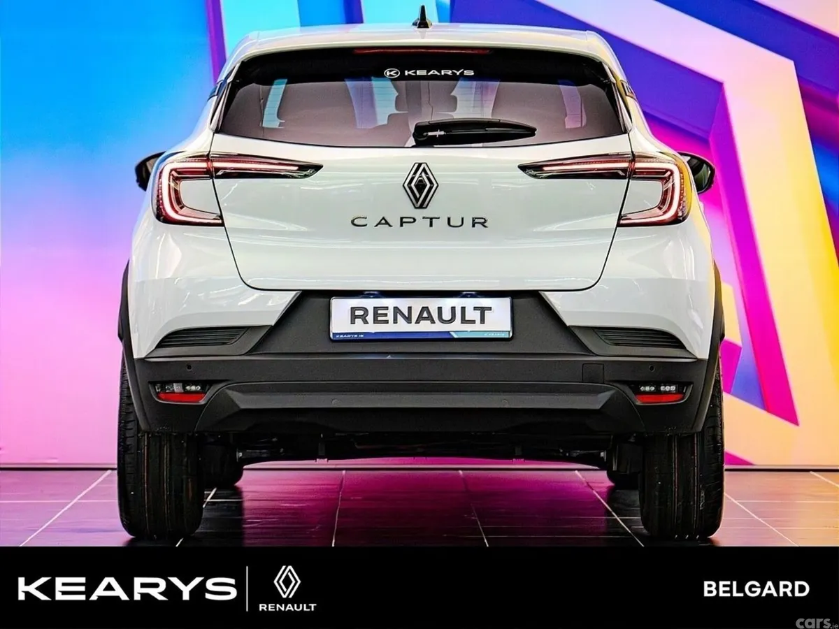 Renault Captur Hatchback, Petrol, 2026, White