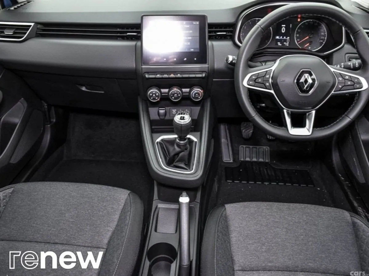 Renault Clio Hatchback, Petrol, 2022, Blue