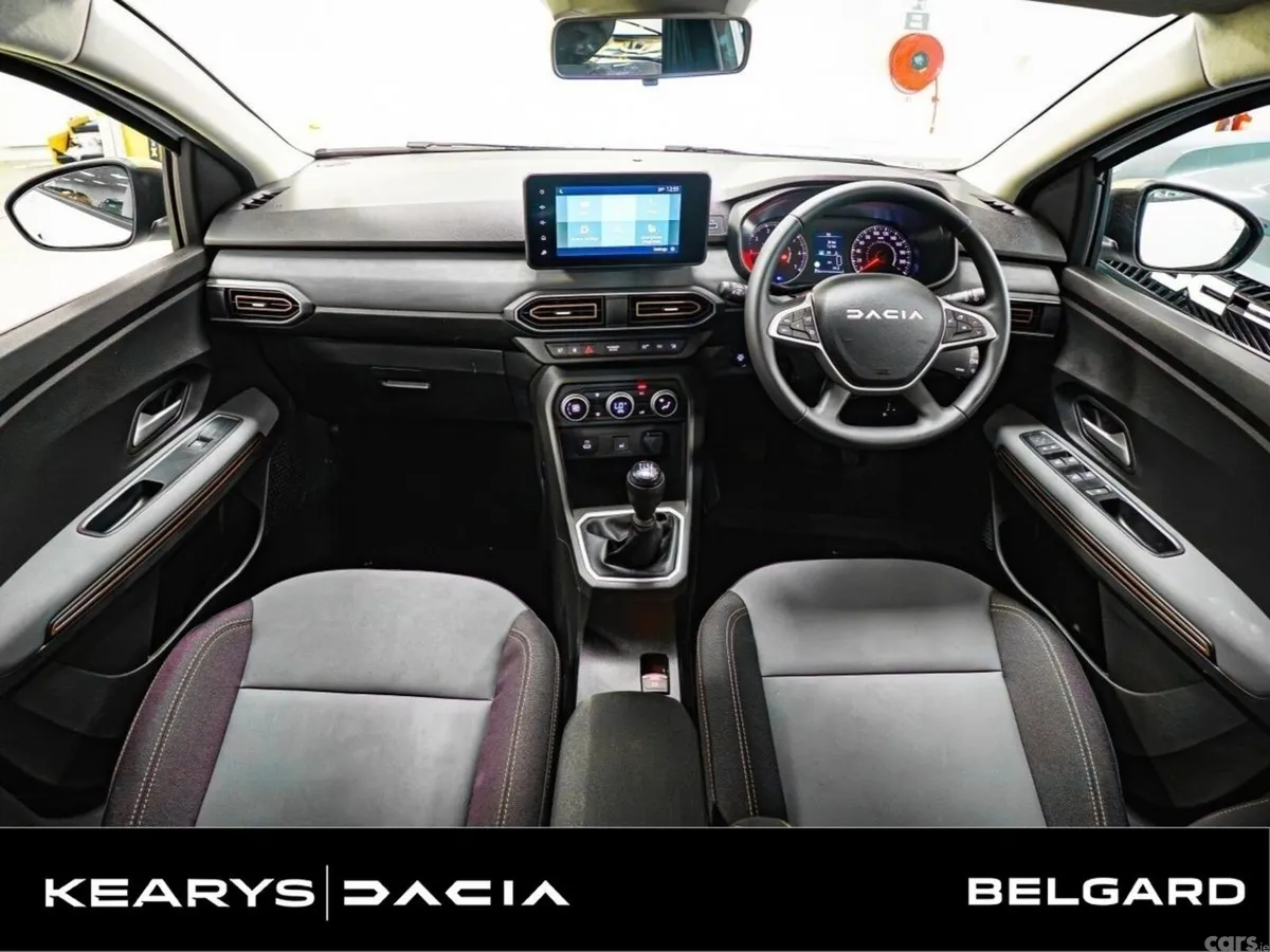 Dacia Sandero Stepway Hatchback, Petrol, 2026, White