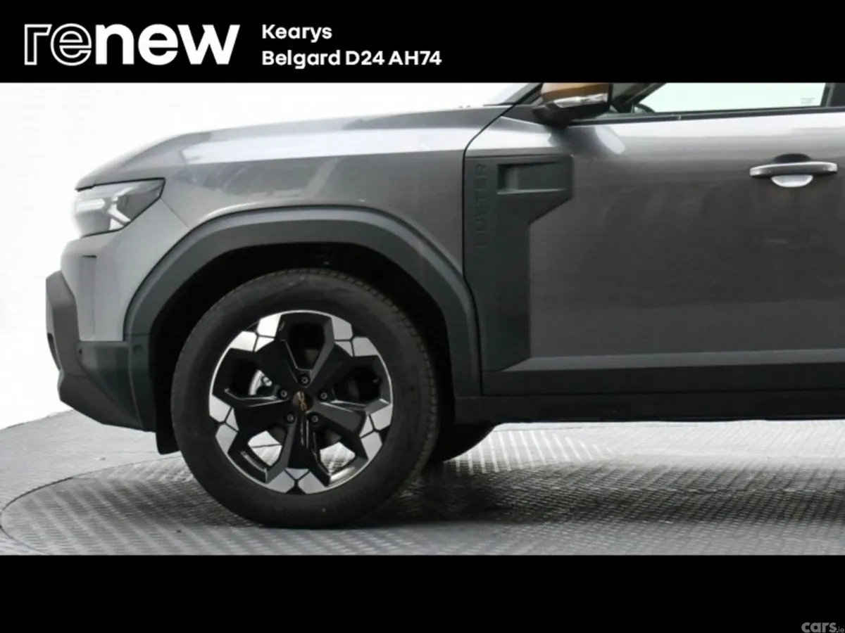 Dacia Duster SUV, Petrol Hybrid, 2025, Grey