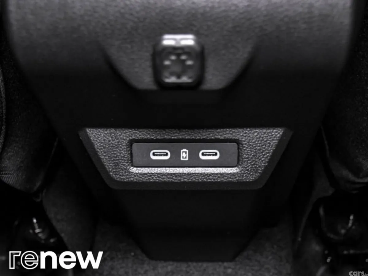 Dacia Duster SUV, Petrol Hybrid, 2025, Grey
