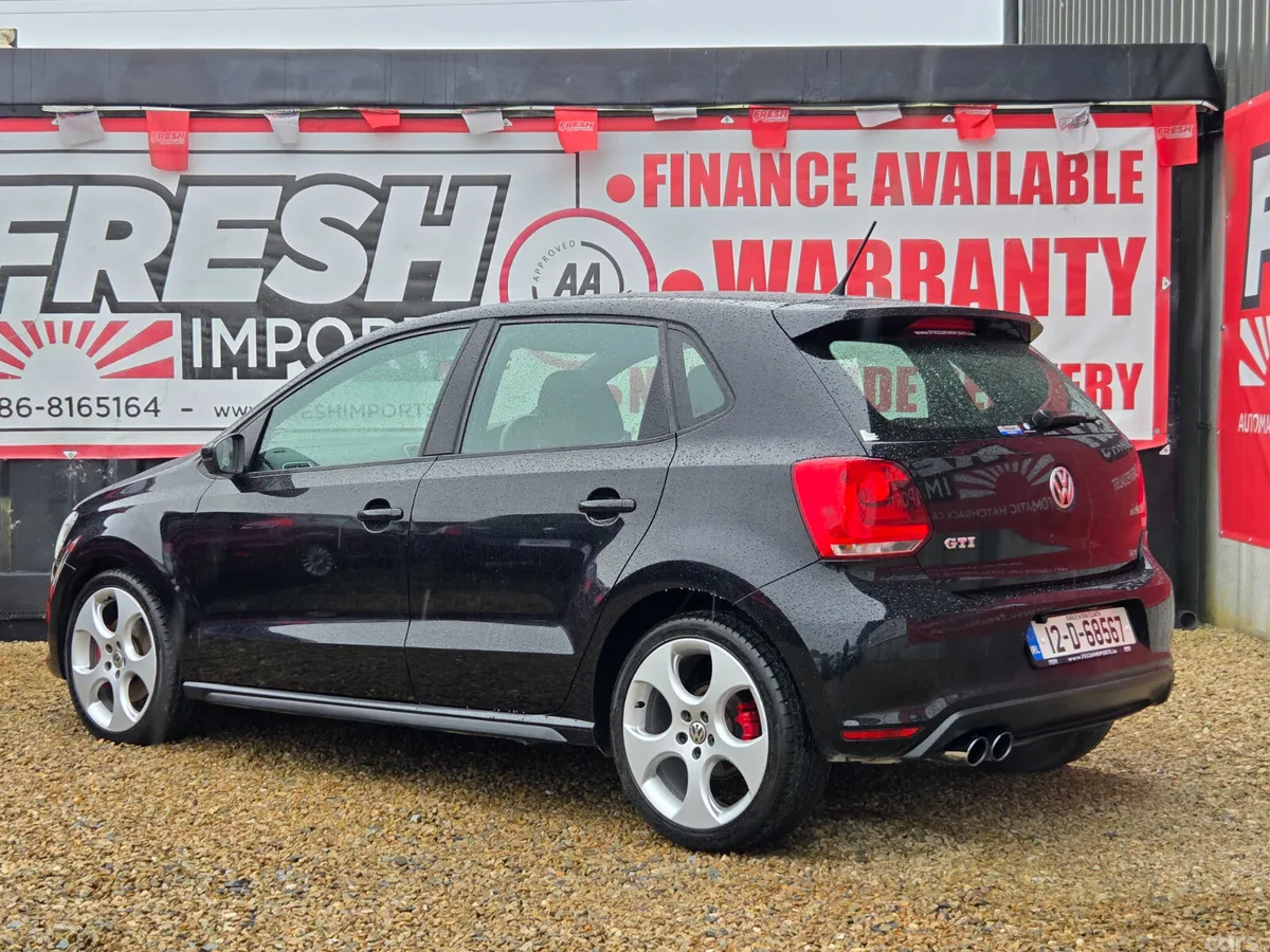Volkswagen Polo Hatchback, Petrol, 2012, Black