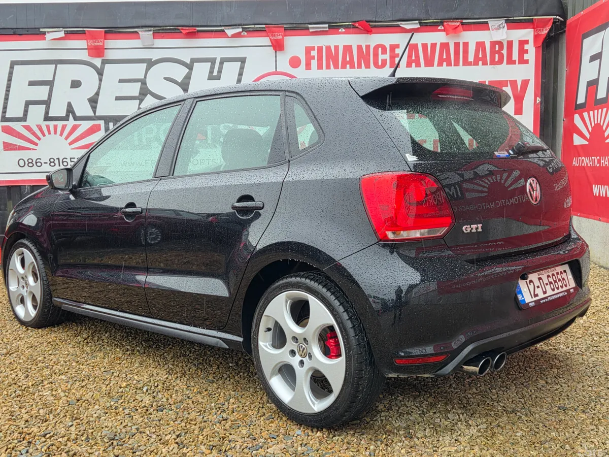Volkswagen Polo Hatchback, Petrol, 2012, Black