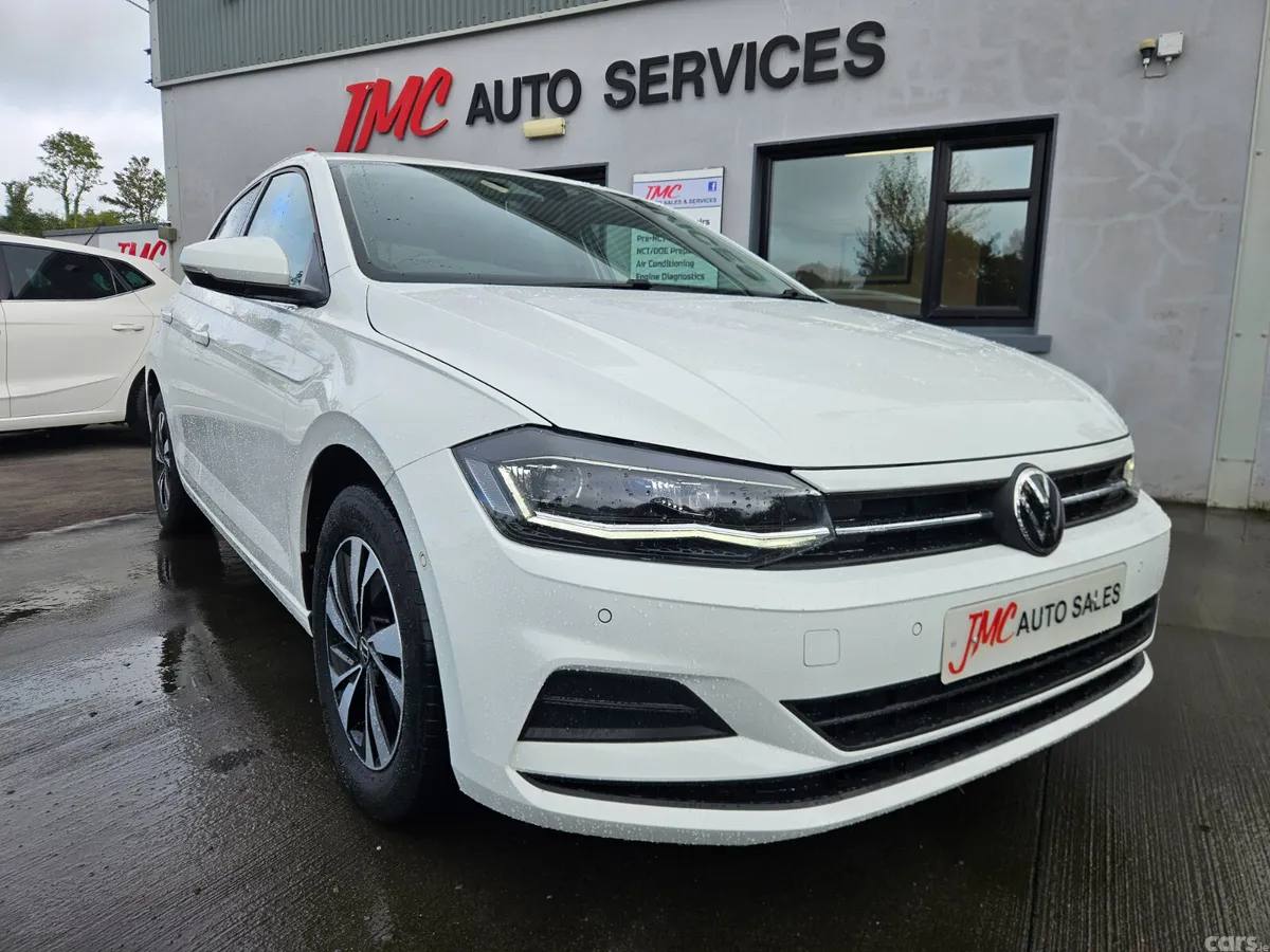 Volkswagen Polo Hatchback, Petrol, 2021, White