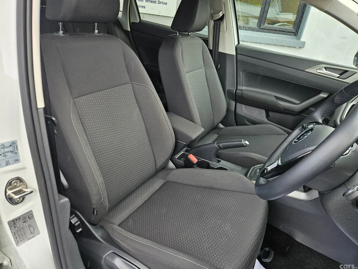 Volkswagen Polo Hatchback, Petrol, 2021, White