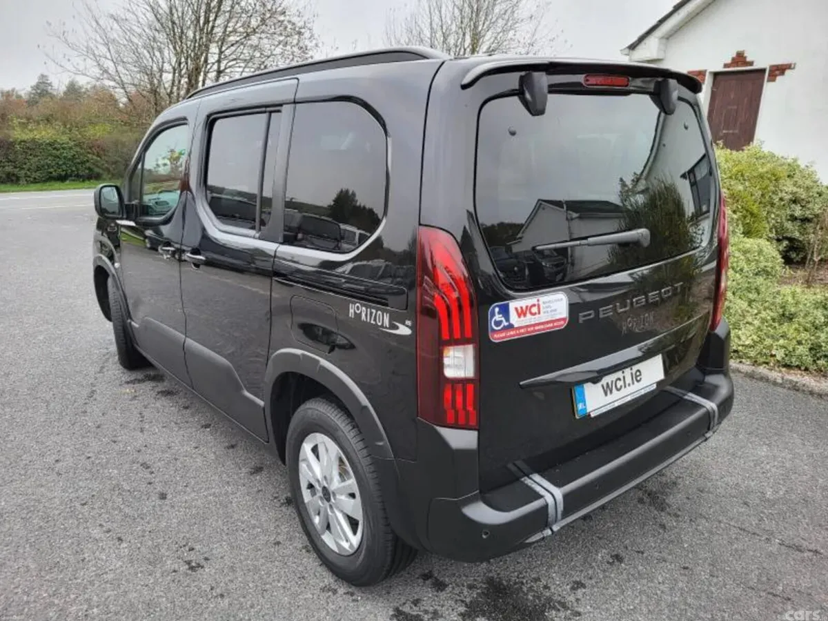 Peugeot Rifter MPV, Diesel, 2026, Black