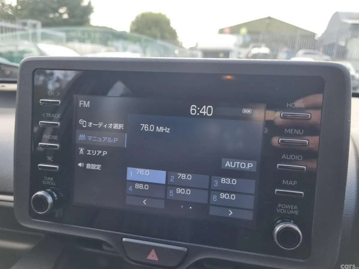 Toyota Yaris Saloon, Petrol Hybrid, 2021, Silver