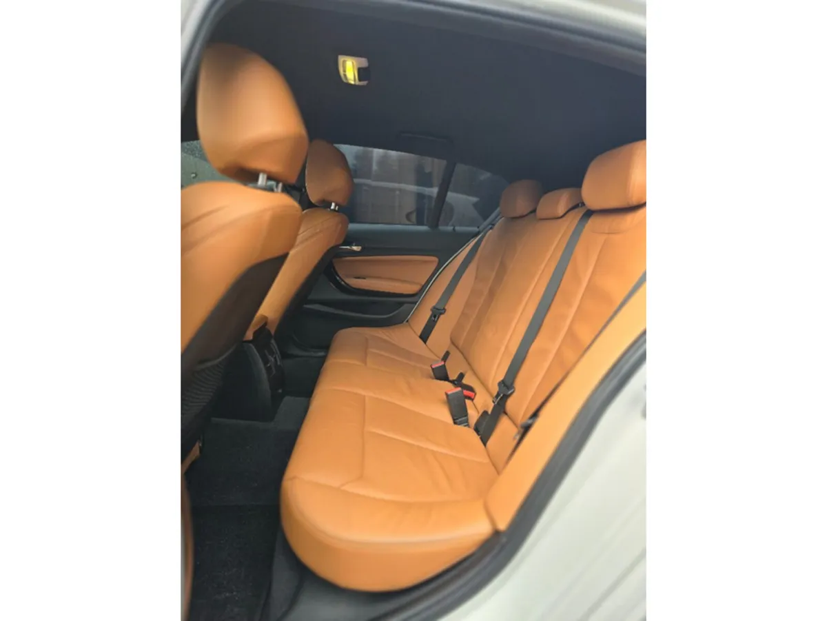 BMW 1-Series Hatchback, Diesel, 2017, White