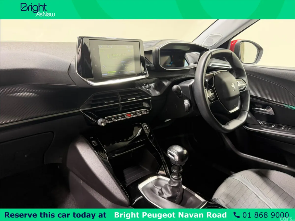 Peugeot 2008 MPV, Petrol, 2022, Red
