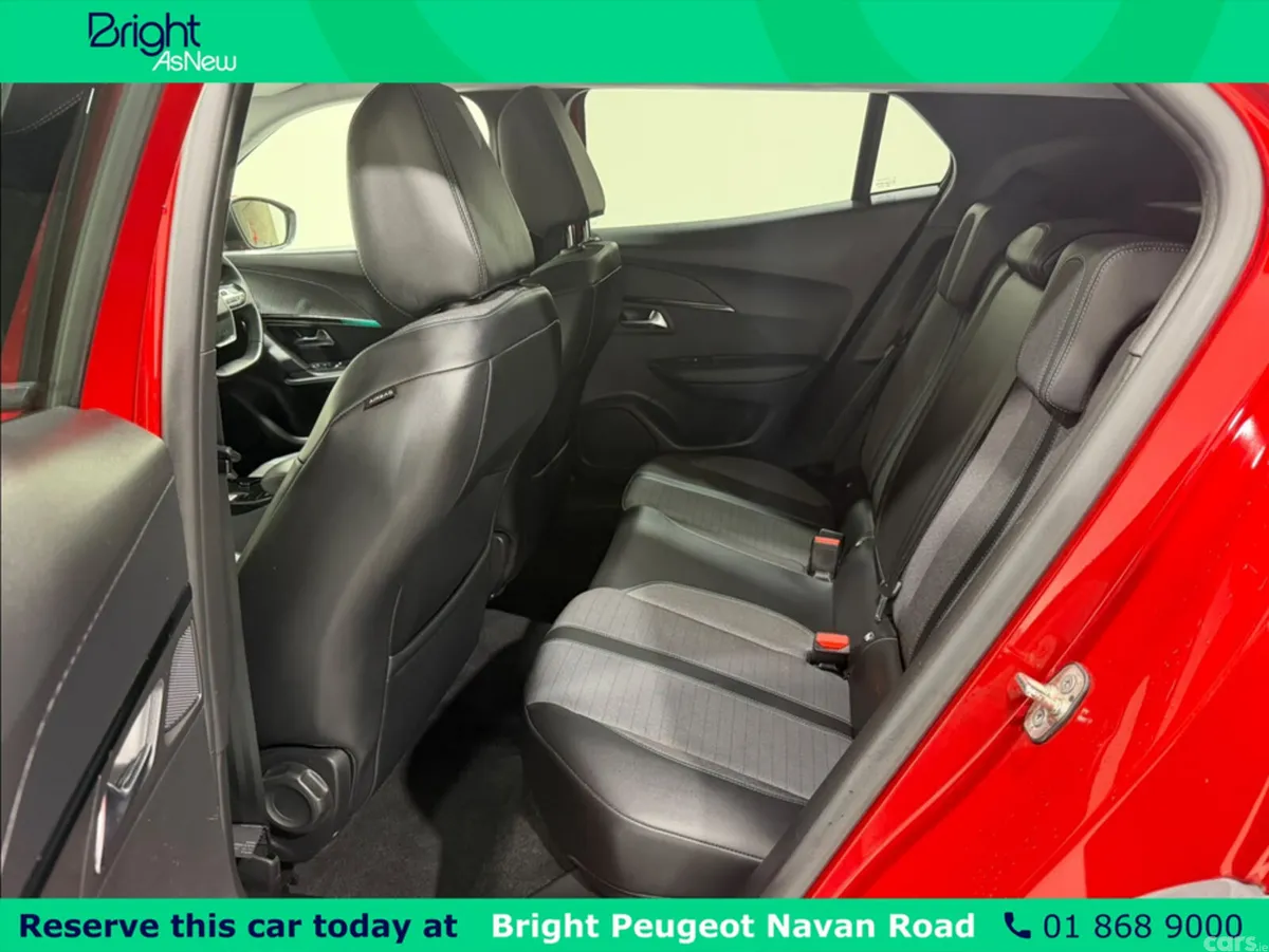 Peugeot 2008 MPV, Petrol, 2022, Red