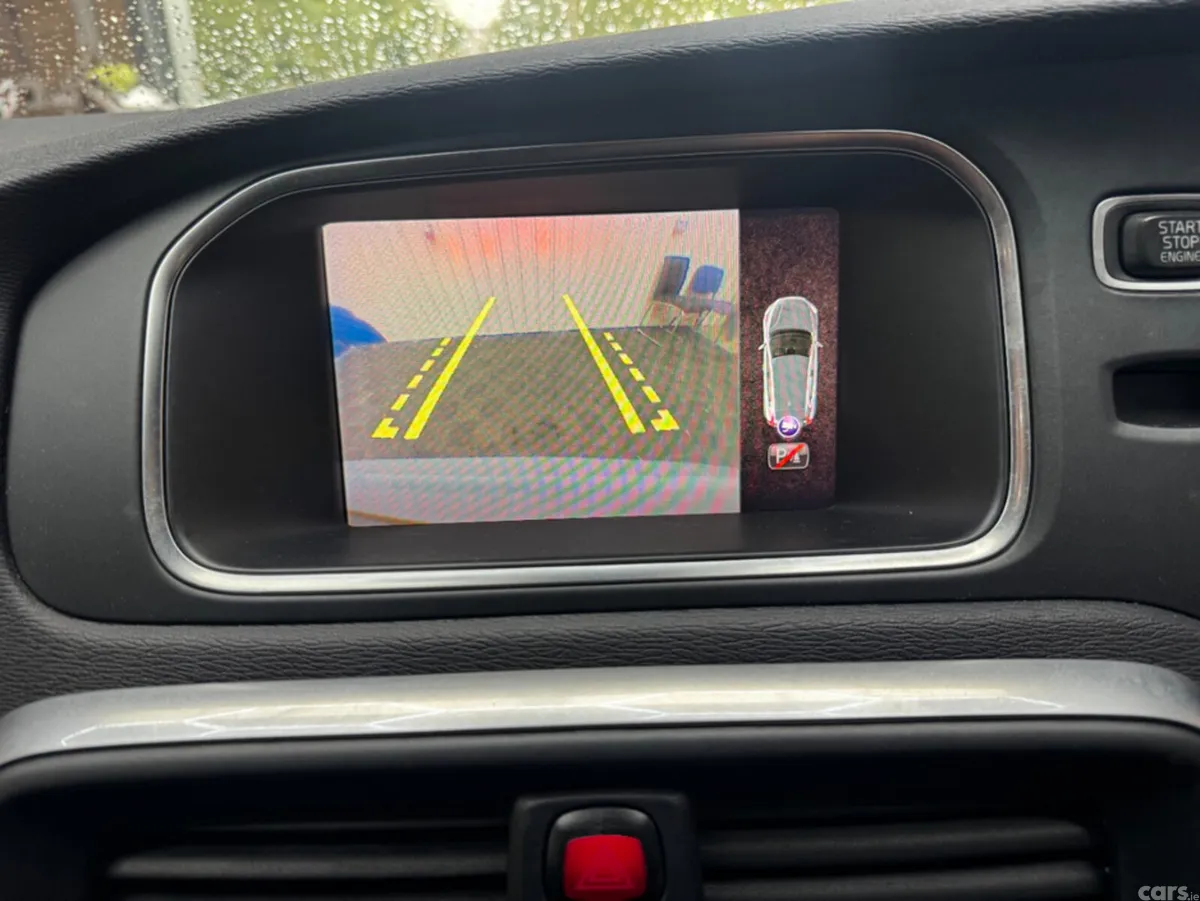 Volvo V40 Estate, Diesel, 2017, Blue