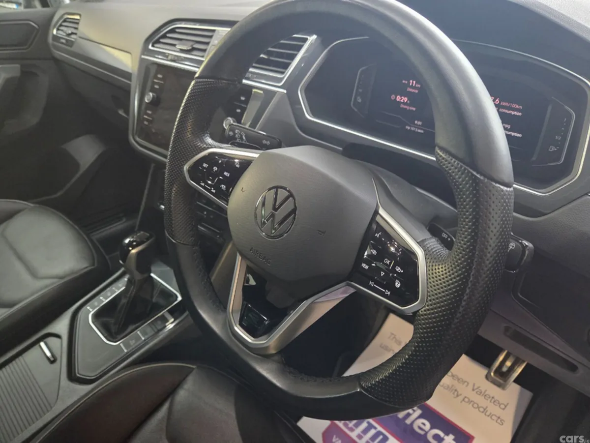 Volkswagen Tiguan Estate, Petrol Hybrid, 2023, Black