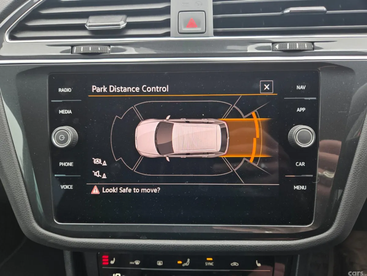 Volkswagen Tiguan Estate, Petrol Hybrid, 2023, Black