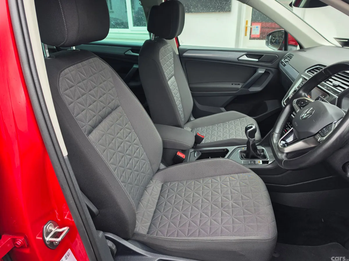 Volkswagen Tiguan SUV, Diesel, 2022, Red