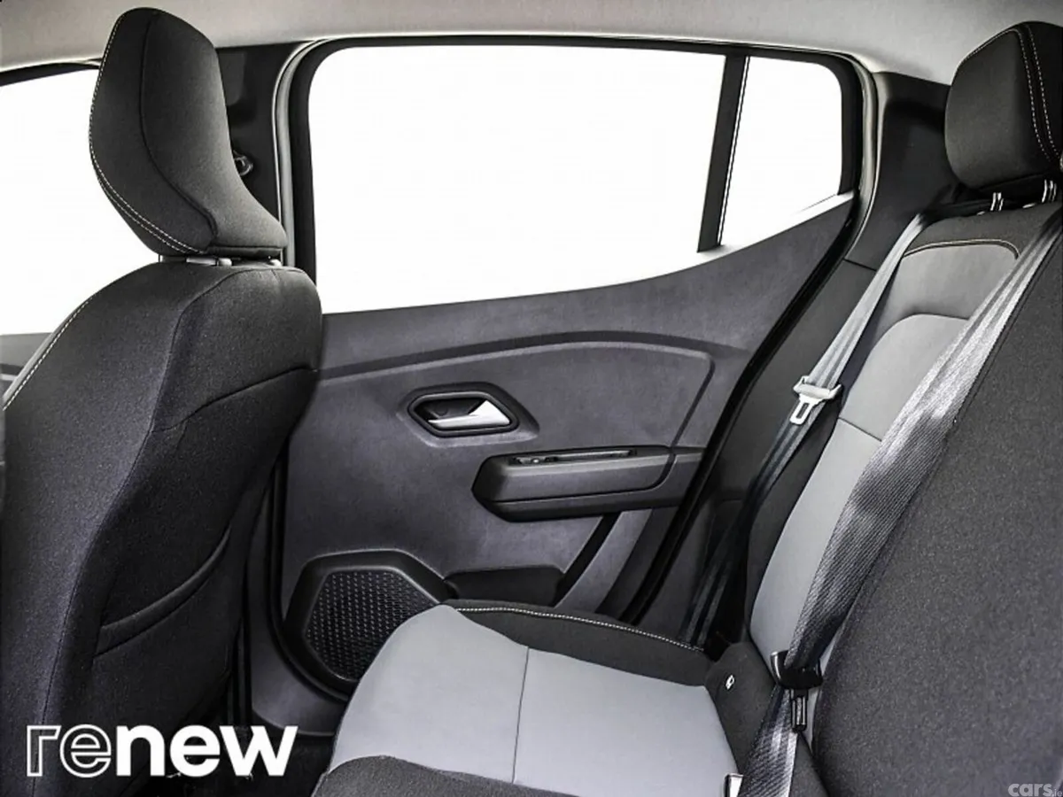 Dacia Sandero Stepway SUV, Petrol, 2024, Beige