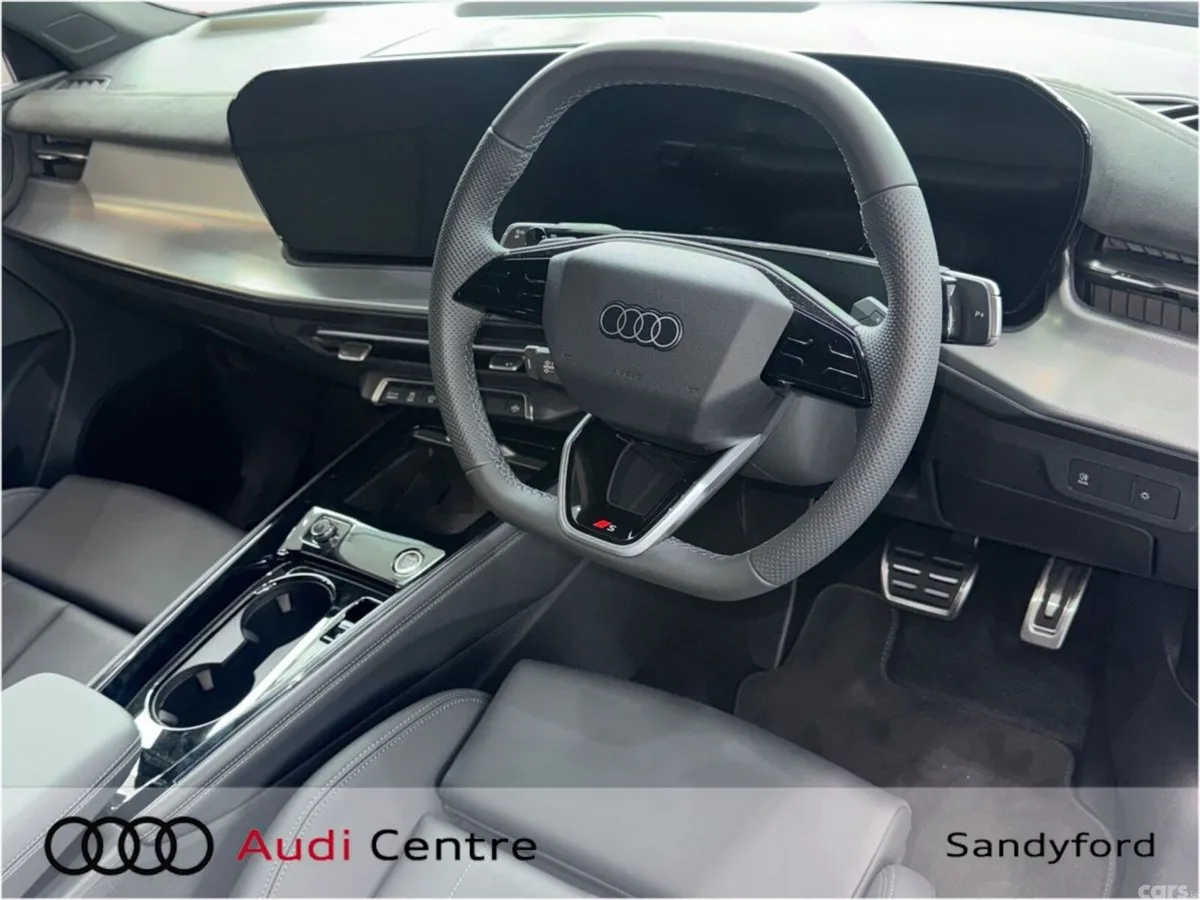 Audi Q3 SUV, Petrol Plug-in Hybrid, 2026, Red