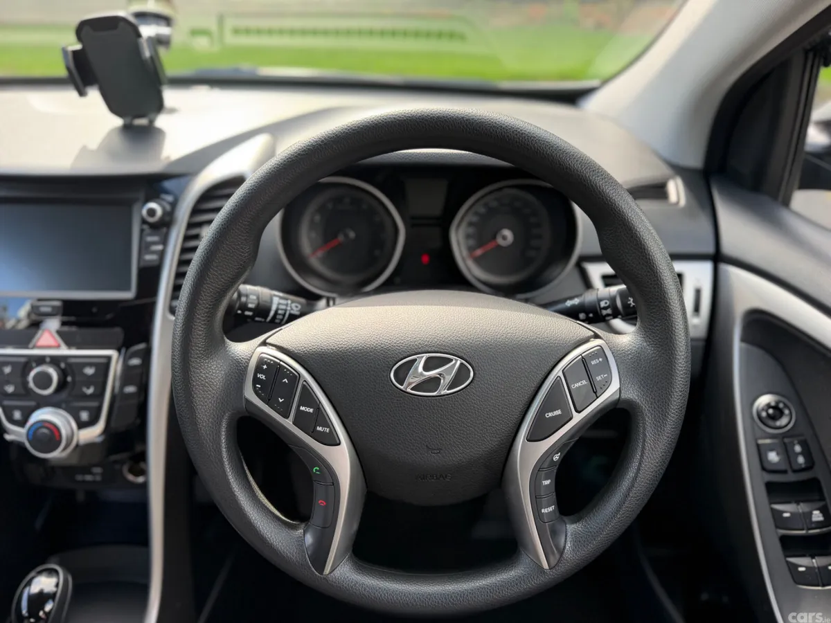 Hyundai i30 Hatchback, Petrol, 2016, Grey