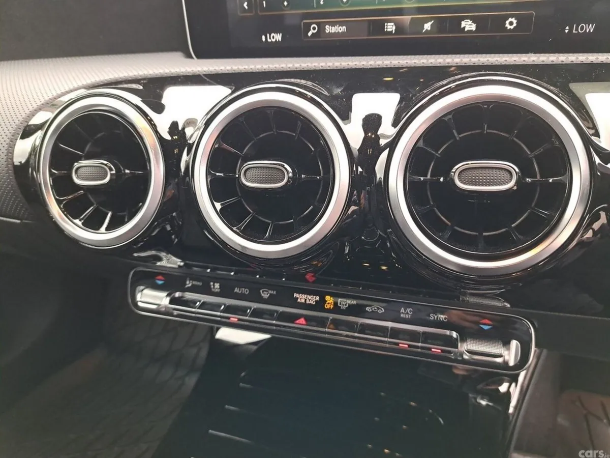 Mercedes-Benz A-Class Hatchback, Petrol, 2019, Silver