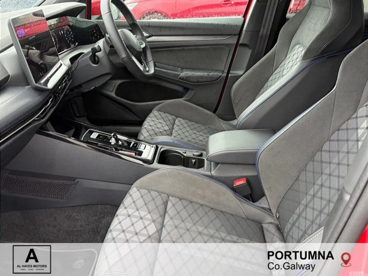 Volkswagen Golf Estate, Diesel, 2025, Red