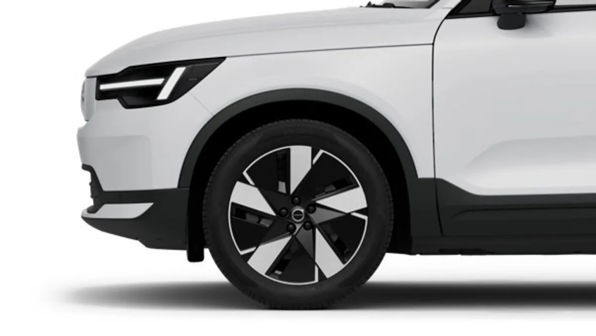 Volvo EC40 SUV, Electric, 2027, White