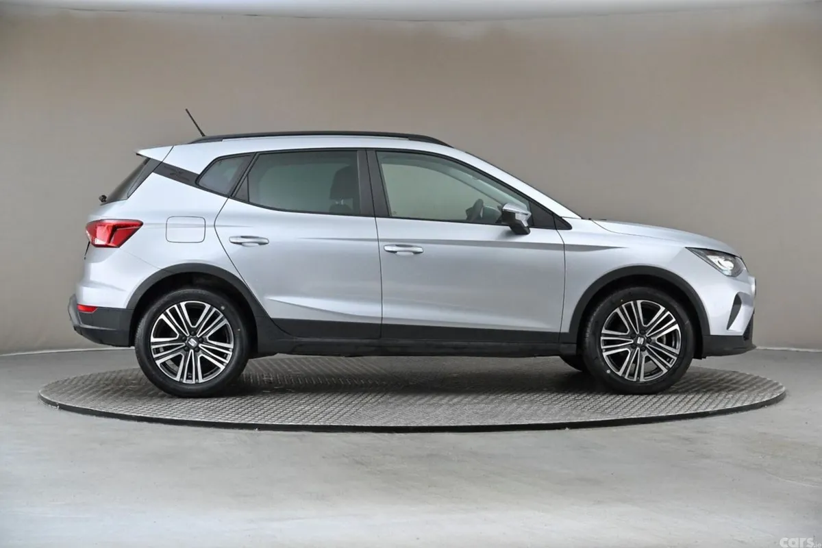 SEAT Arona SUV, Petrol, 2024, Silver