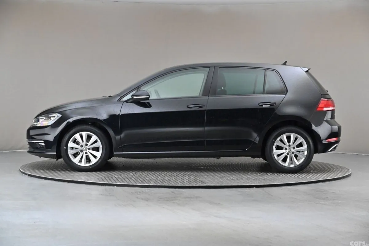 Volkswagen Golf Hatchback, Petrol, 2017, Black