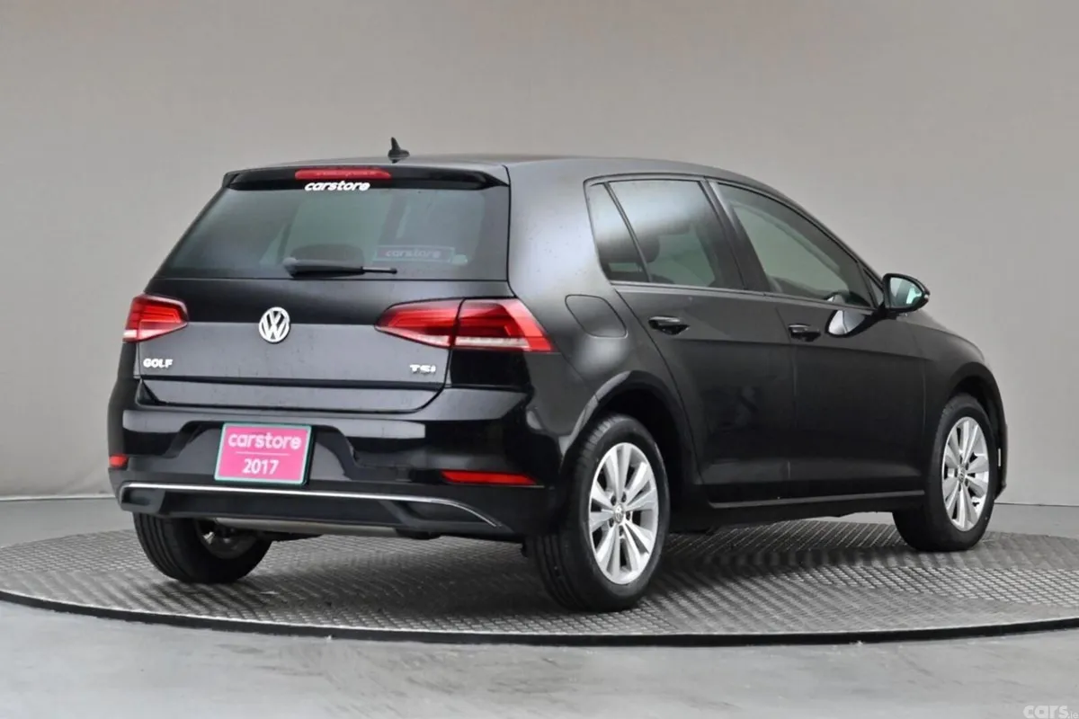 Volkswagen Golf Hatchback, Petrol, 2017, Black